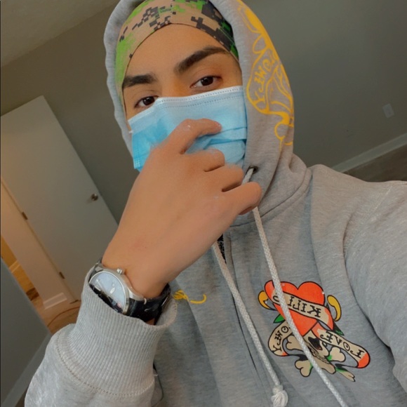 Meet your Posher, Francisco - Picture 1 of 1